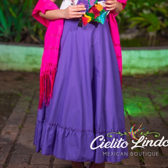 Mexican Folklorico Practice Skirt People - Picture 5 of 6